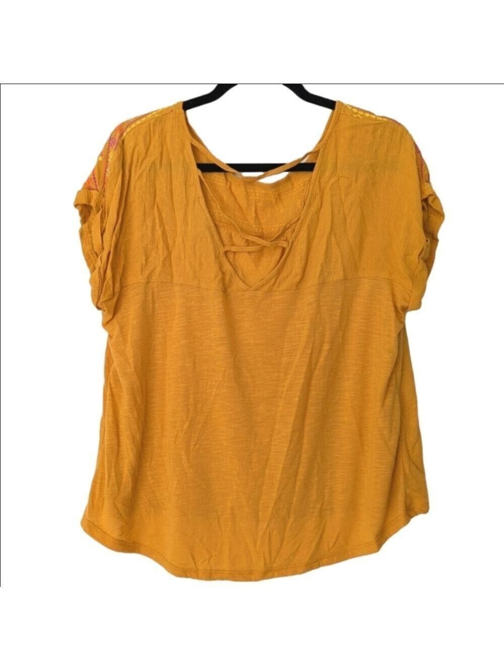 5/$20!! Janet Chung Sleeveless Blouse - Picture 2 of 5